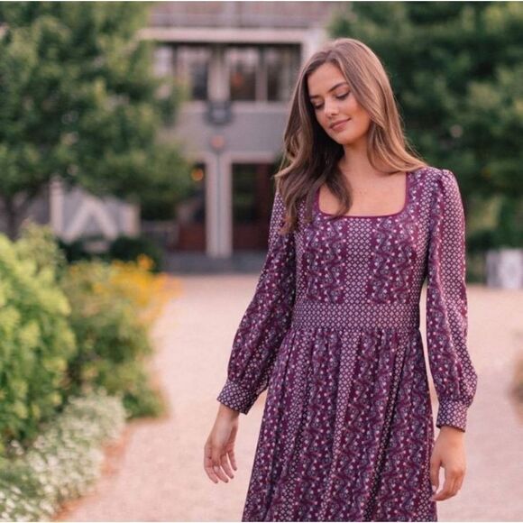 Gal Meets Glam Collection Freya Square Neck Printed Maxi Dress 6 - Picture 13 of 13